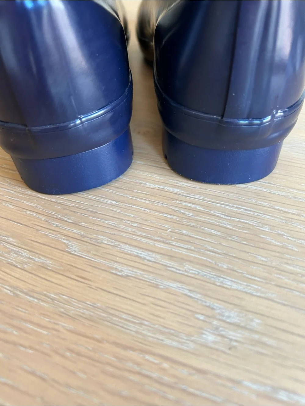 Sperry Women's Drizzle Chelsea Rain Boots in navy, Size 9, NWOT Display